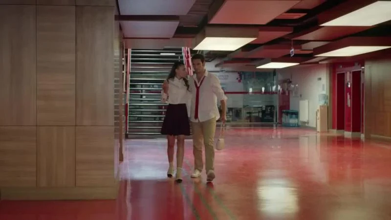 Кадры из сериала Услышь меня (2022)